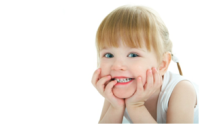 Devojčica sa mlečnim zubima